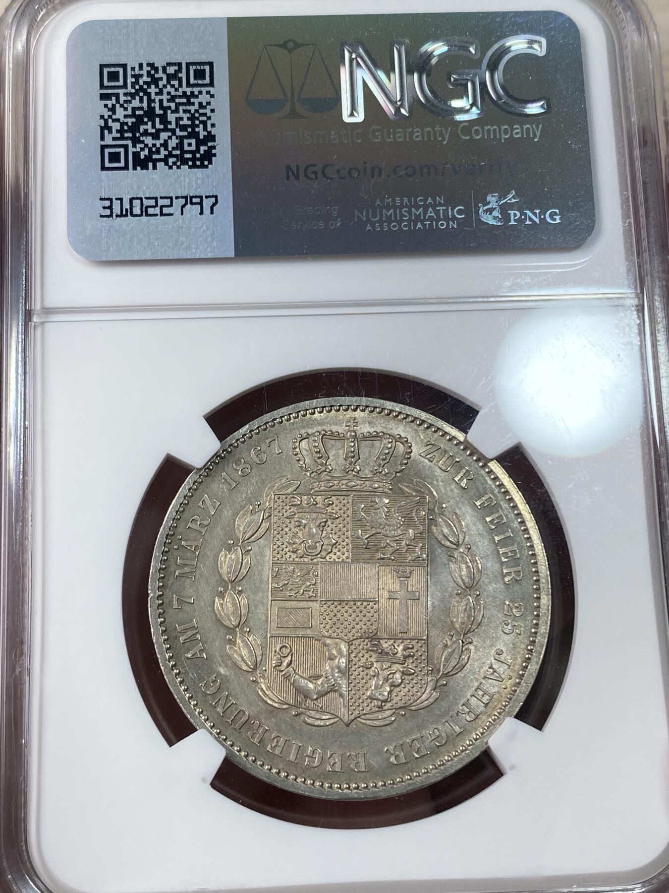 万国钱币拍卖第034期 NGC MS61 1867年德国梅克伦堡-什未林盾徽纪念流通1泰勒 转光牛头盾徽 小邦难度品种