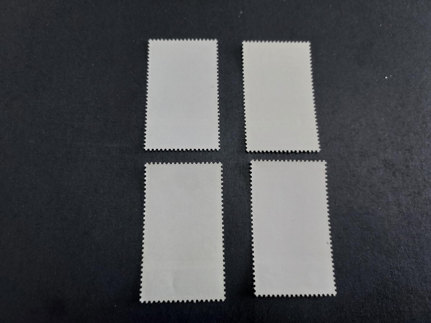 理想集藏/博彦收藏 9月21日 邮票专场 J48 新全 微黄 上品