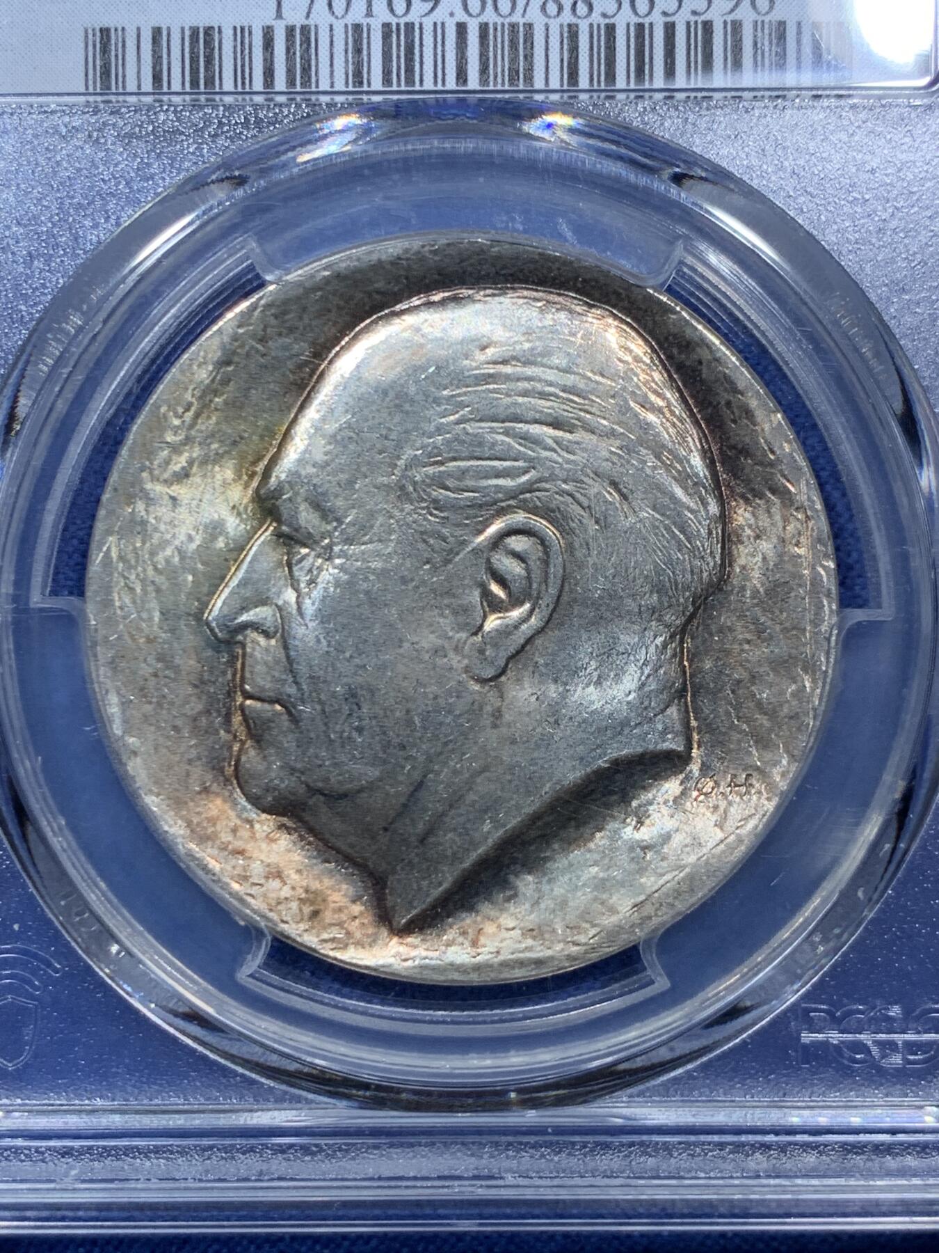 《竞宝斋》第307场   周日，周一,周二 3场连拍 （全场包邮） PCGS MS66 挪威1978国王75周年50克朗银币