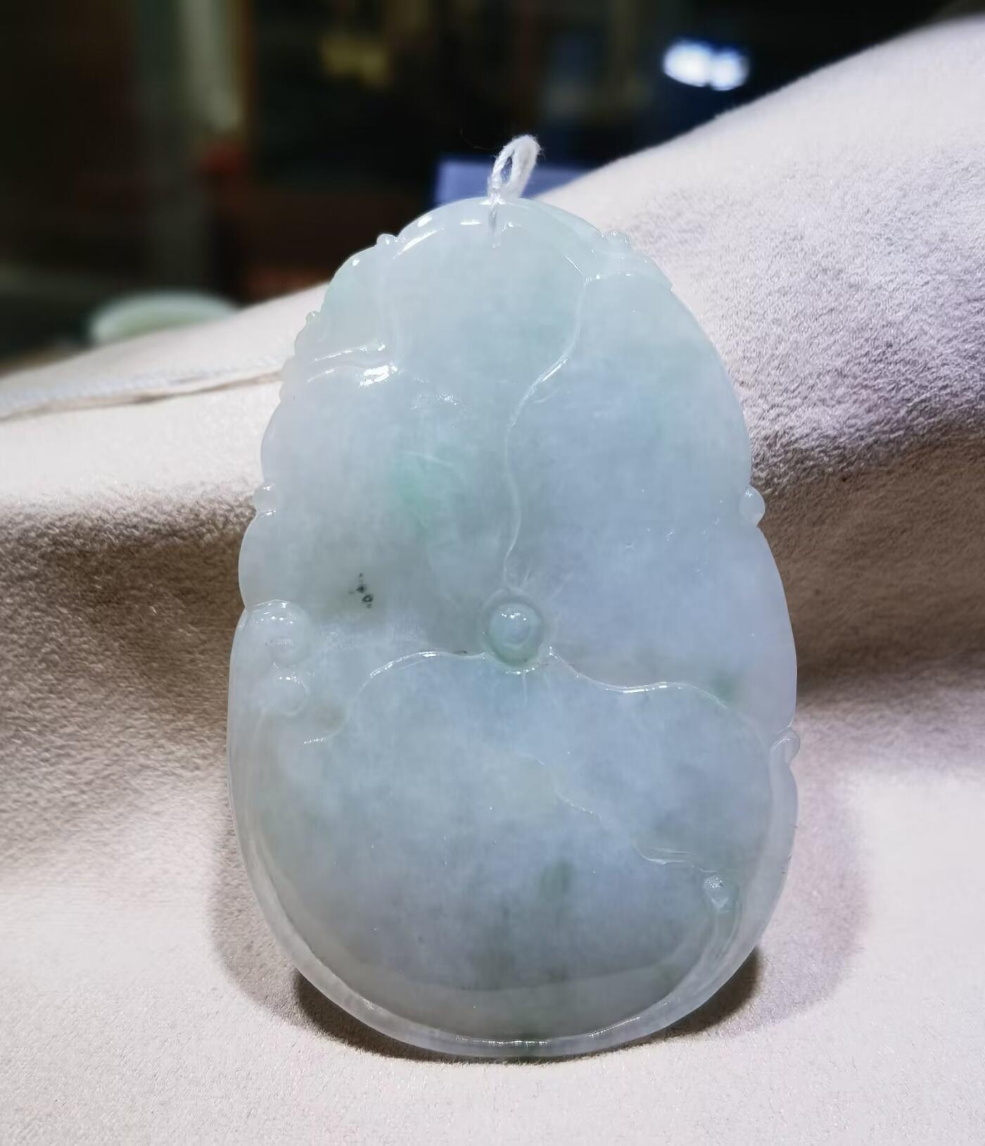 纯天然A货翡翠吊坠挂件合合美美