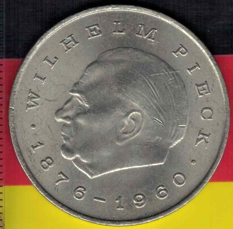 德国(东德 民主德国)1972年20马克 威廉-皮克总统纪念币 实物图 AUNC