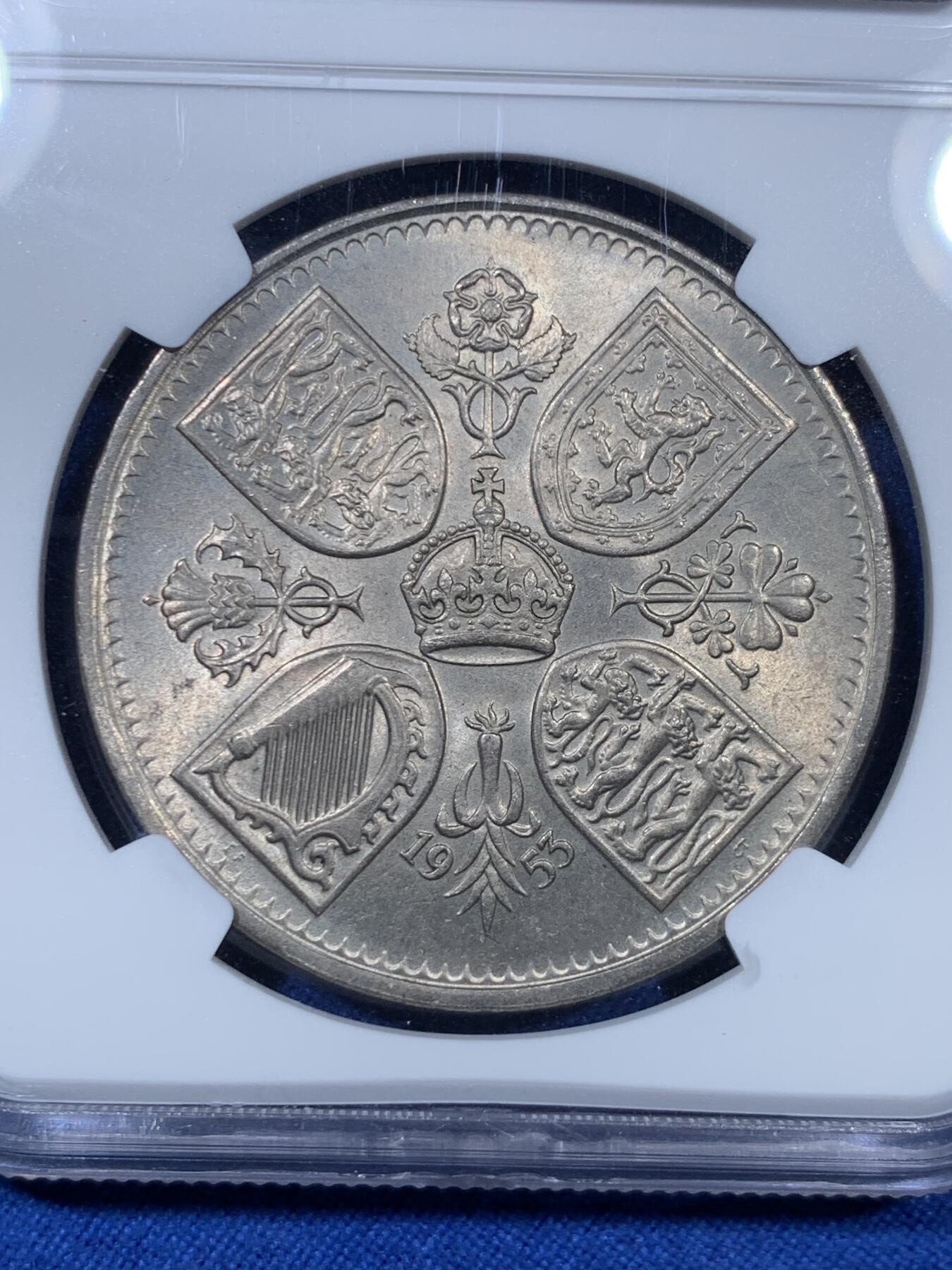 《竞宝斋》第307场   周日，周一,周二 3场连拍 （全场包邮） NGC MS64 英国1953年伊丽莎白二世登基纪念克朗