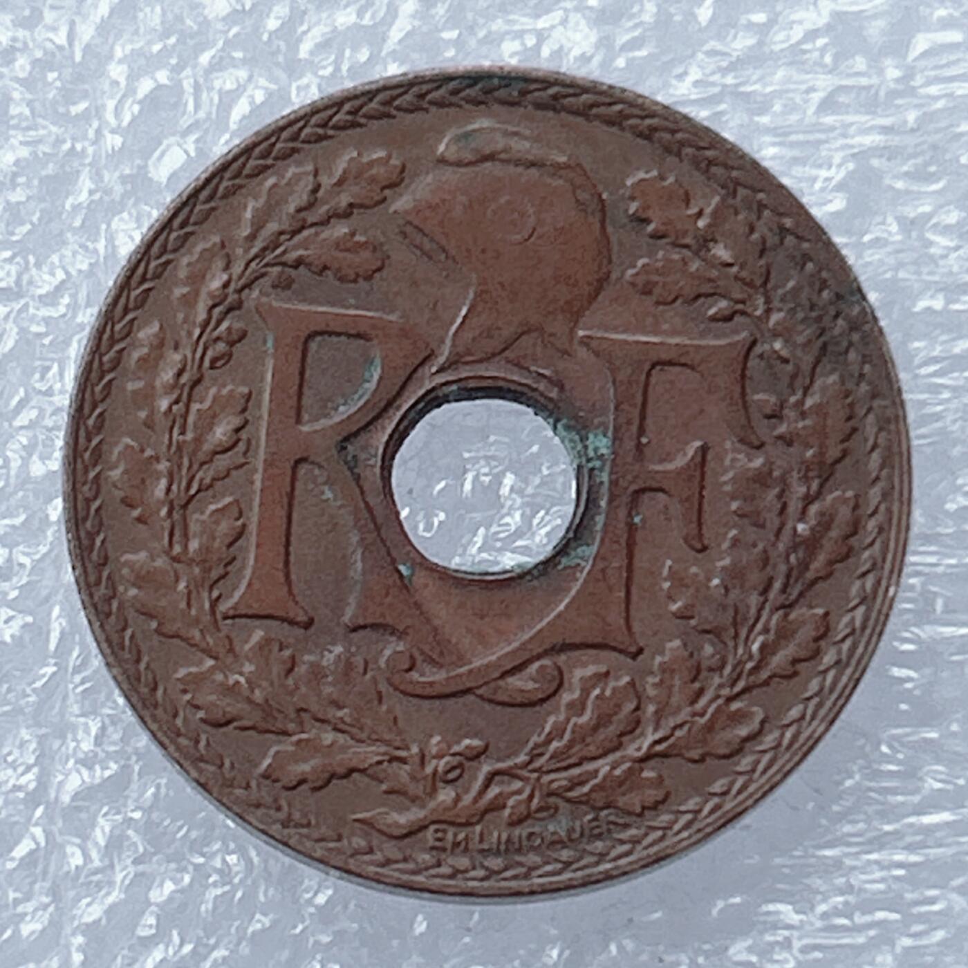 海外回流1元起拍小铺 各国钱币散币场 第16期 法属印度支那1939年1/2分铜币