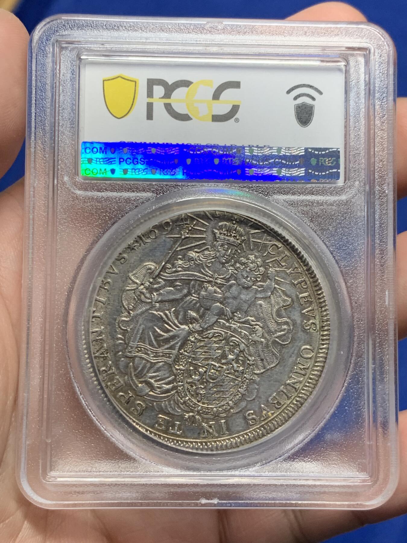 《竞宝斋》第307场   周日，周一,周二 3场连拍 （全场包邮） PCGS AUD 1694年德国巴伐利亚圣母抱婴泰勒 很早期的圣母抱婴，此版价格不低，刚拍的一枚MS63+，成交价3万