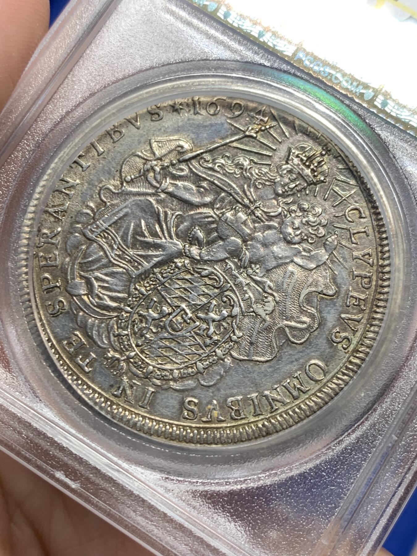《竞宝斋》第307场   周日，周一,周二 3场连拍 （全场包邮） PCGS AUD 1694年德国巴伐利亚圣母抱婴泰勒 很早期的圣母抱婴，此版价格不低，刚拍的一枚MS63+，成交价3万