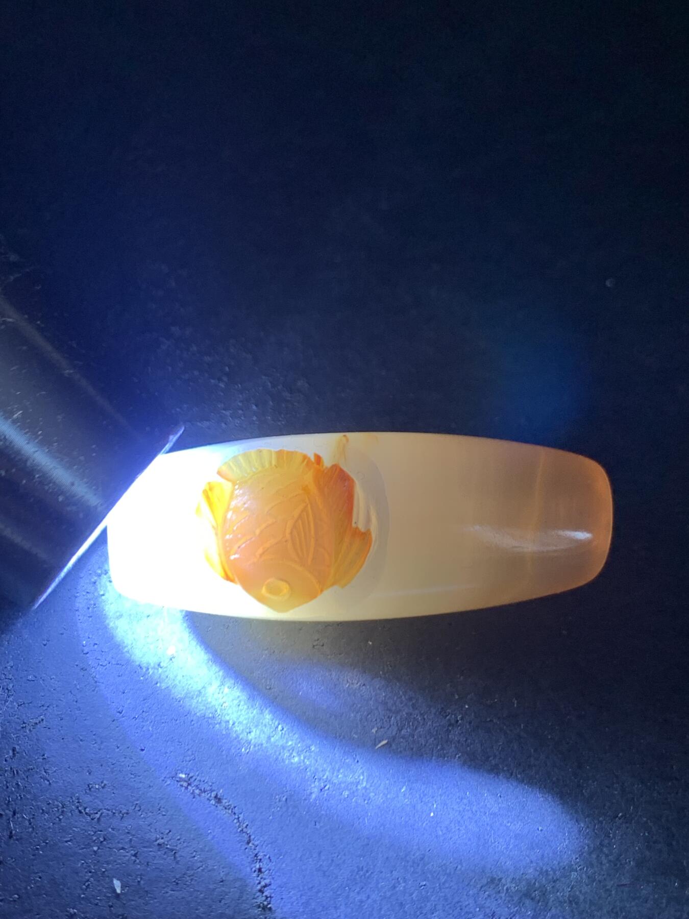 精美亚光高玉化朱砂点缠丝玛瑙手工雕刻富贵有余随形桶珠一颗