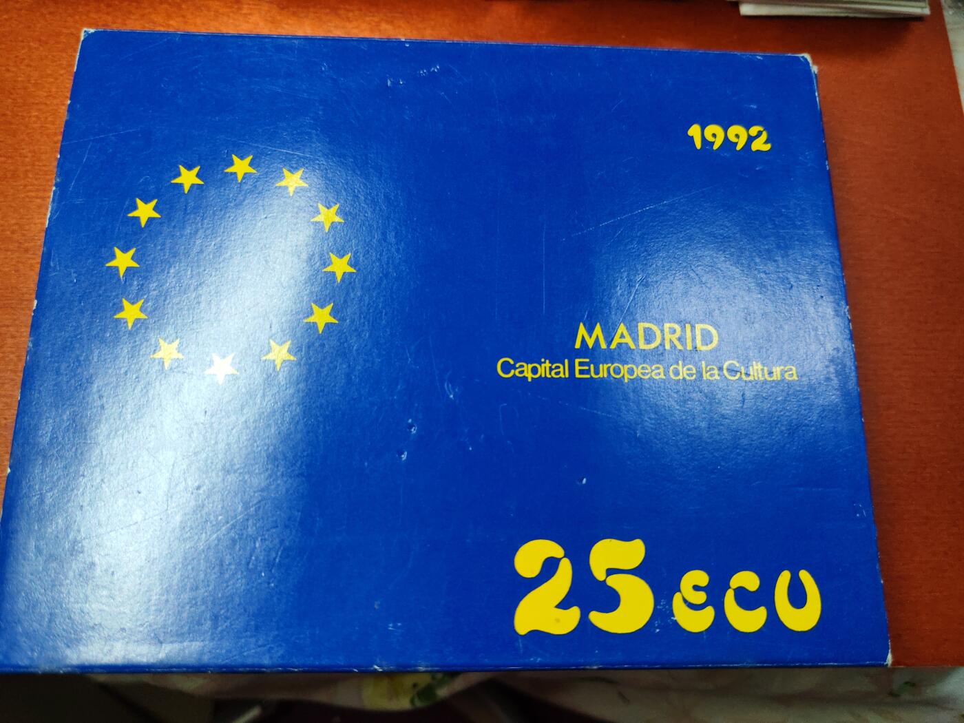 长老汇龙年精选第三十场拍卖 1992西班牙欧洲文化之都马德里25欧元精制银币，光边，168.75克925银，1.5万枚，盒证全，实木盒，珍稀币