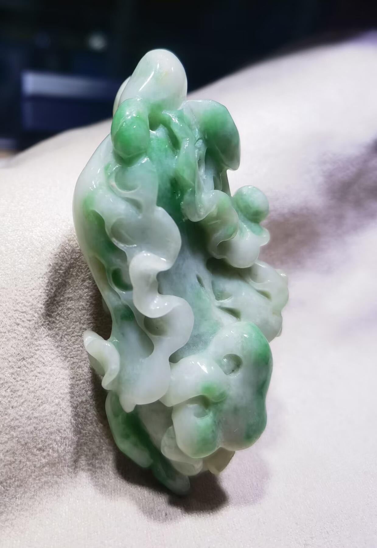 纯天然翡翠白菜手把件