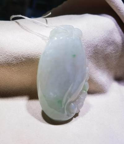 纯天然翡翠福瓜吊坠挂件 纯天然翡翠福瓜吊坠挂件
