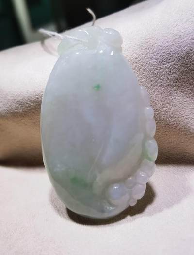 纯天然翡翠福瓜吊坠挂件 纯天然翡翠福瓜吊坠挂件