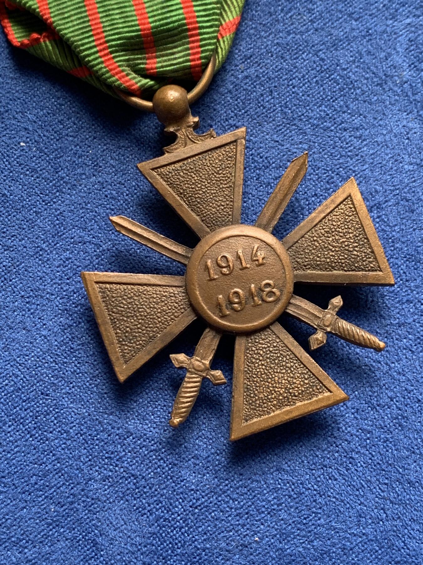 《竞宝斋》第308场   周日，周一,周二 3场连拍 （全场包邮） 法国 1914-1918年 一战十字奖章