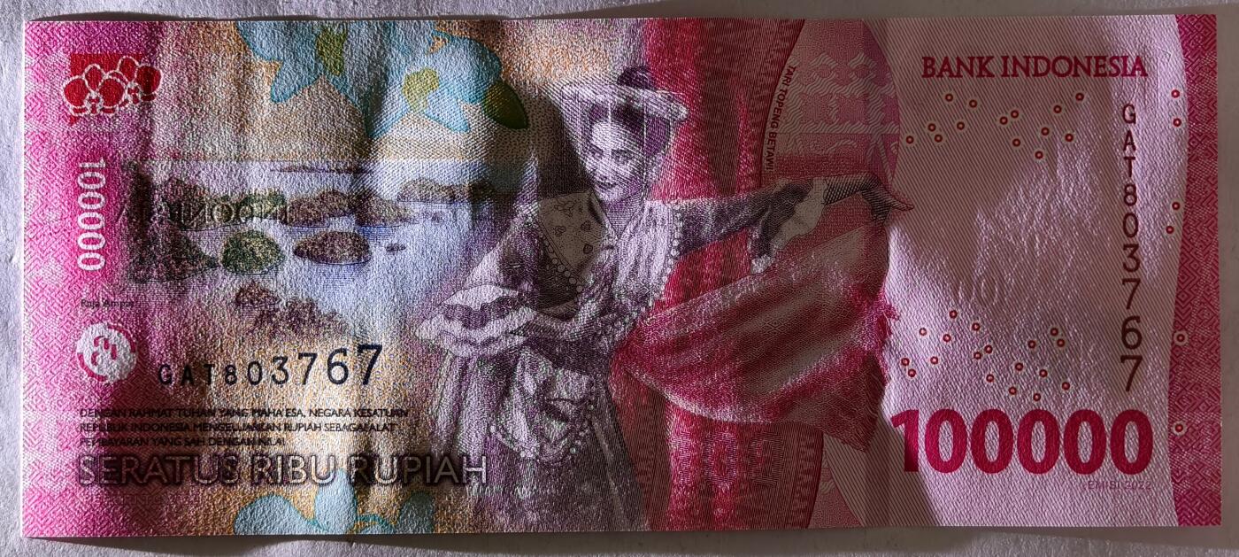 紫瑗钱币——第441期——纸币场 印度尼西亚 2022年 苏加诺和穆罕默德·哈达 100000卢比 UNC