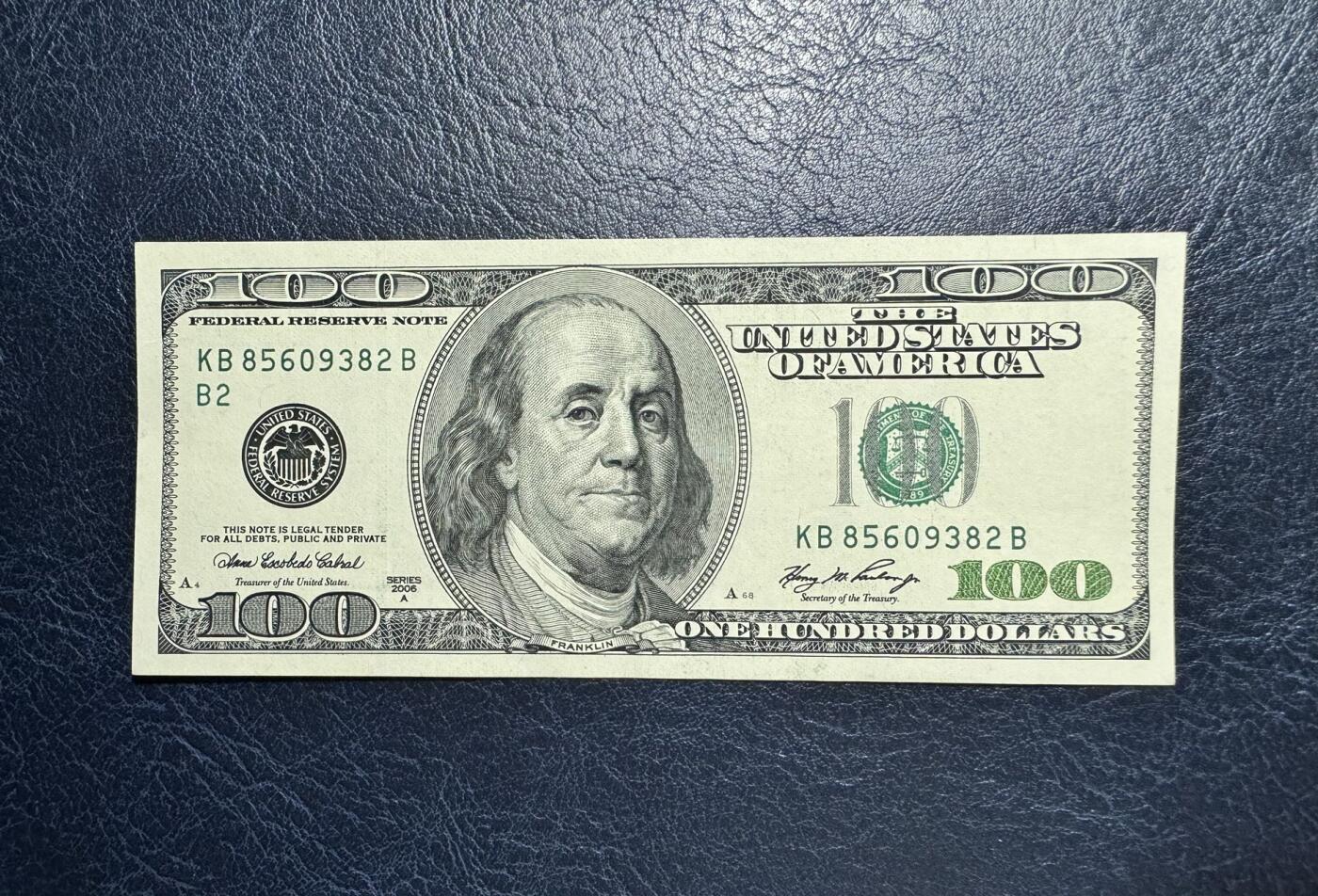 收藏联盟Quantum Auction 第377期拍卖  美国2007年100元大头美金 品相AU 号码无47