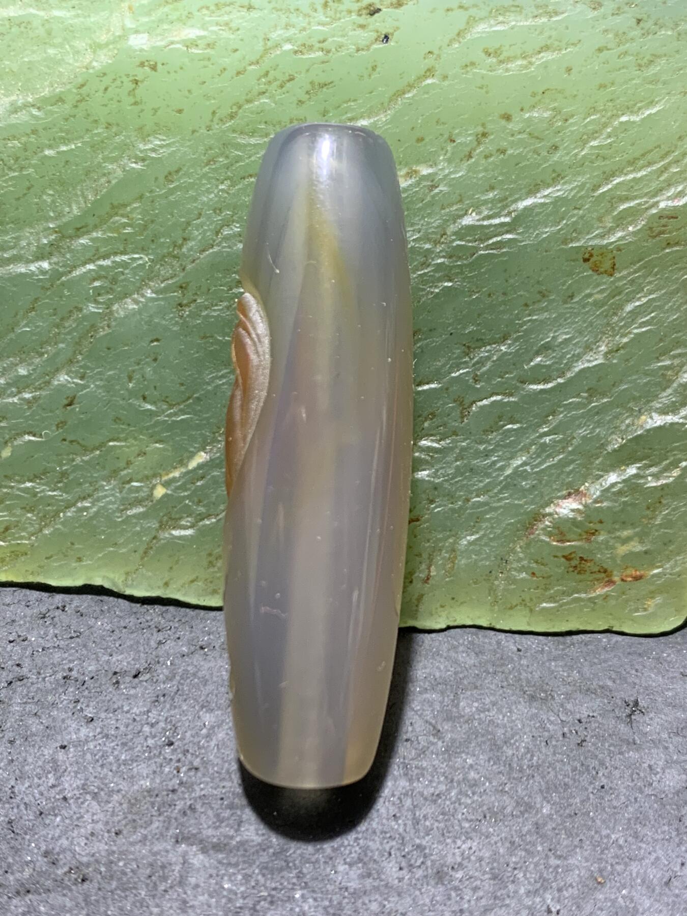 精美亚光高玉化巴西玛瑙手工俏色巧雕莲花桶珠一个！