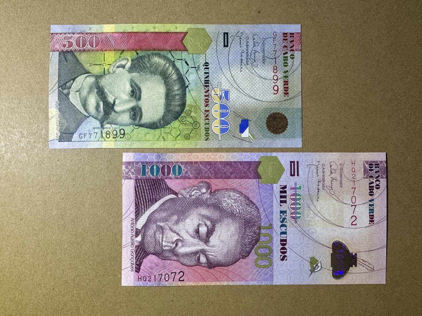 《张总收藏》168期-周六外币荟萃 佛得角500、1000埃斯库多2张 UNC 2007年 全程无4