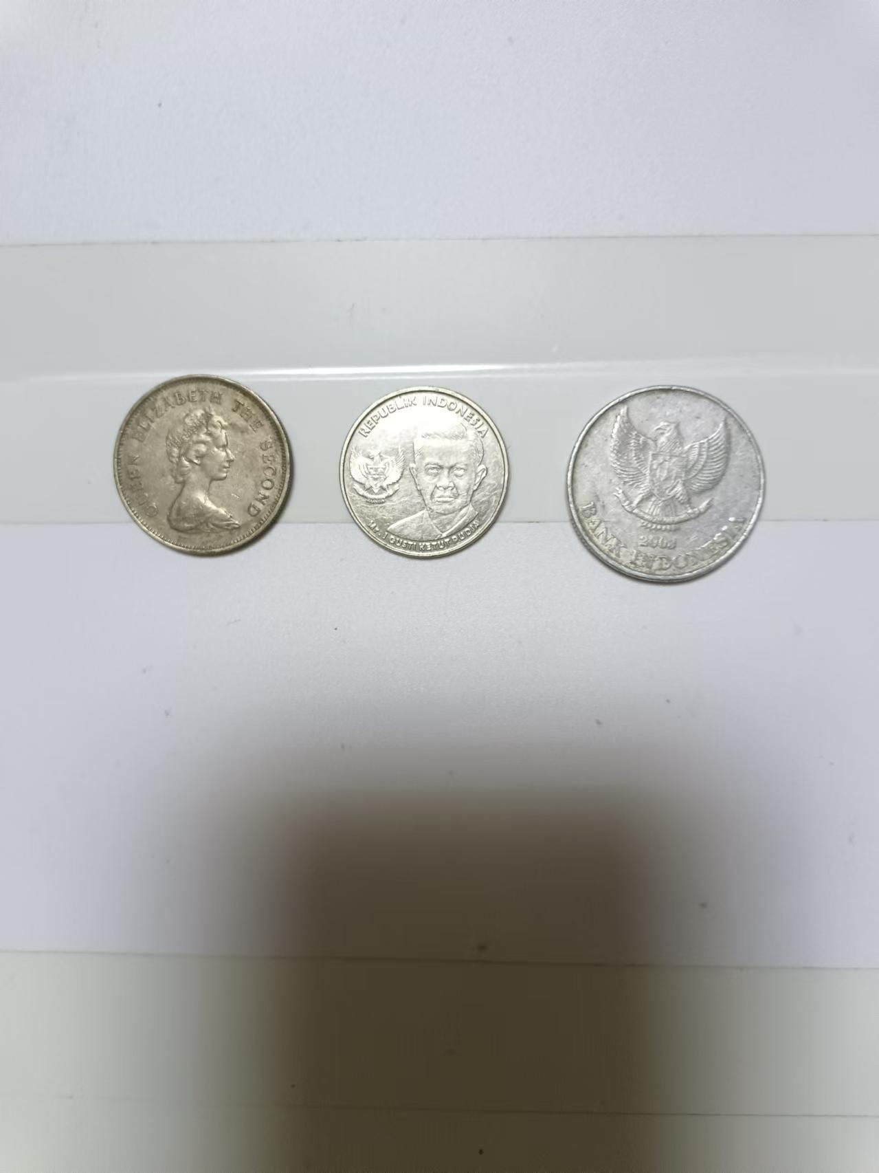 【20240920】非全新硬币和纸币第167场 香港硬币1枚，印度尼西亚硬币2枚