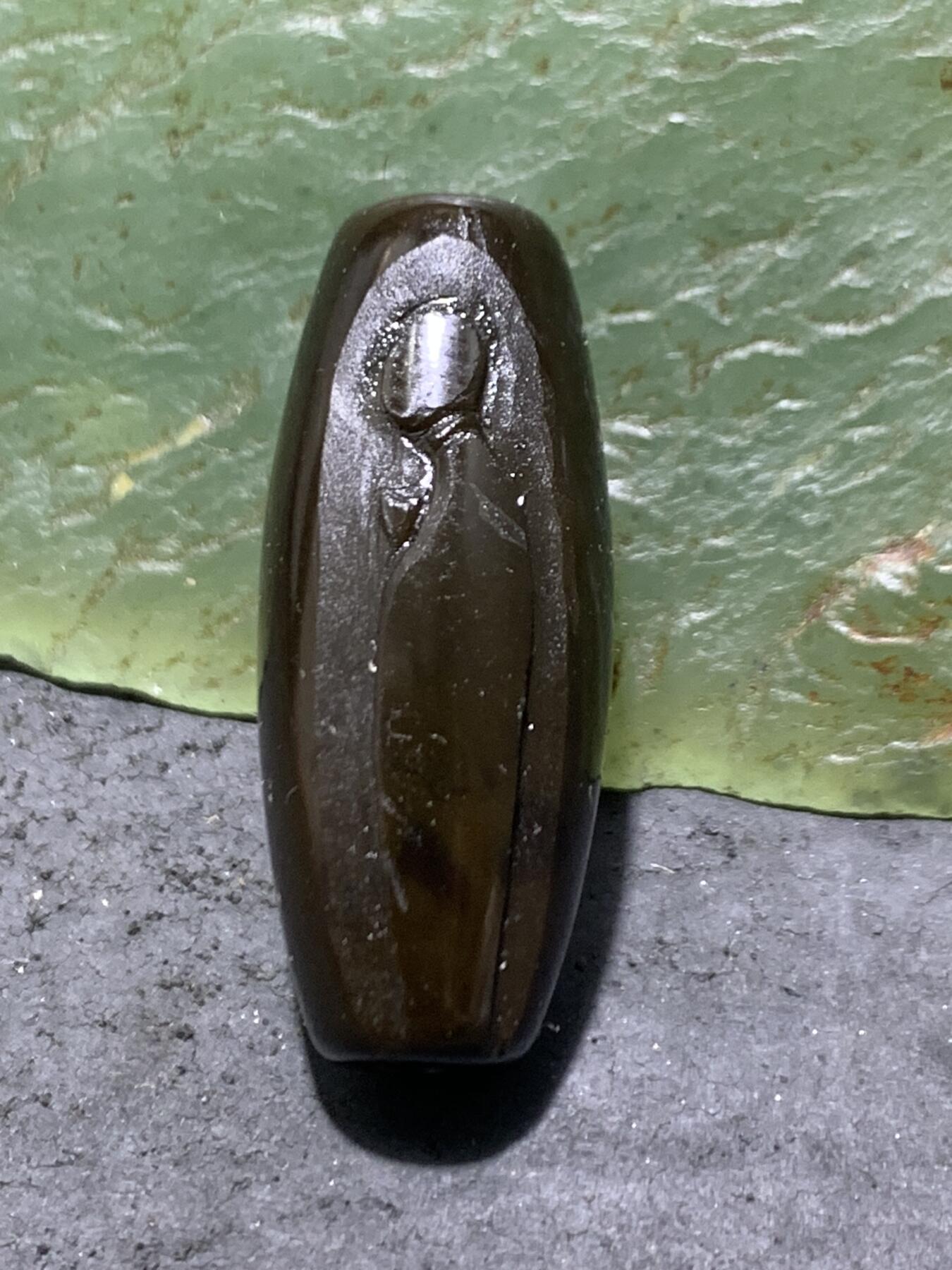 精美亚光黑玛瑙手工雕刻一心向佛桶珠一颗！
