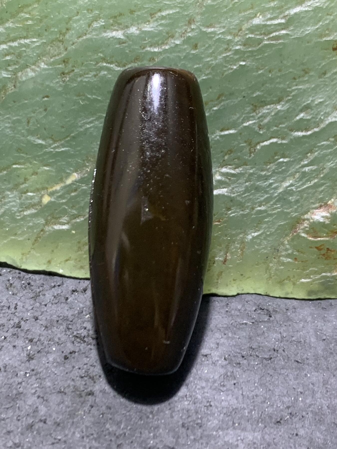 精美亚光黑玛瑙手工雕刻一心向佛桶珠一颗！