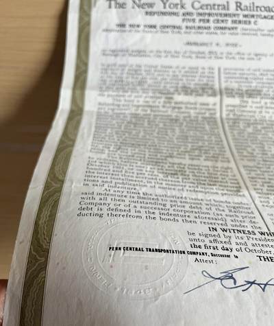 1913年纽约中央铁路债券，带钢印，有签名 1913年纽约中央铁路债券，带钢印，有签名