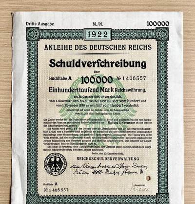 1922年柏林帝国10万马克战争债券，满版防伪印刷工艺 - 1922年柏林帝国10万马克战争债券，满版防伪印刷工艺