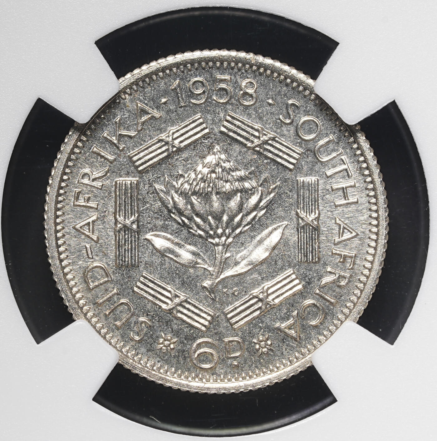 修遠堂世界钱币第四十期 全场包邮 NGC PF66 1958年南非6便士精制银币 仅铸造985枚