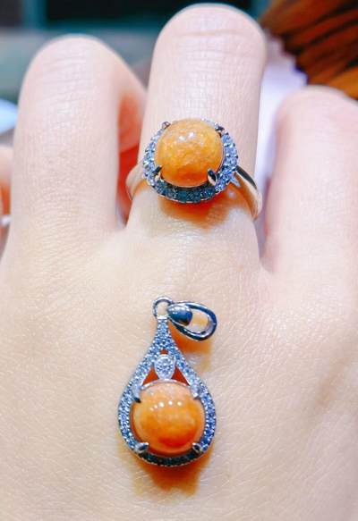 红翡戒指吊坠套装s925纯银镶嵌可调节圈口，天然红翡，佩戴优雅简约！捡漏从速，镶嵌费都不够！ - 红翡戒指吊坠套装s925纯银镶嵌可调节圈口，天然红翡，佩戴优雅简约！捡漏从速，镶嵌费都不够！