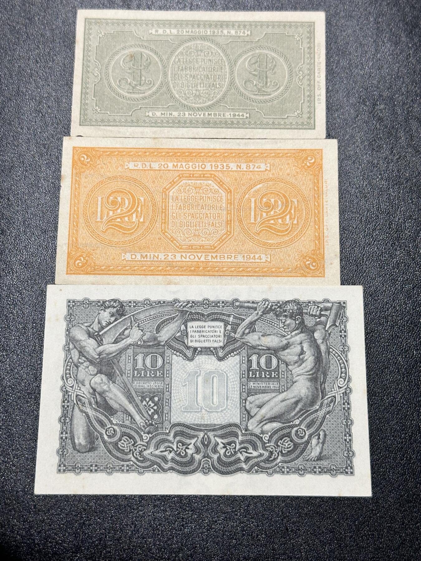《外钞收藏家》第四百一十八期 意大利三张小面额一起 UNC- 都有点小瑕疵
