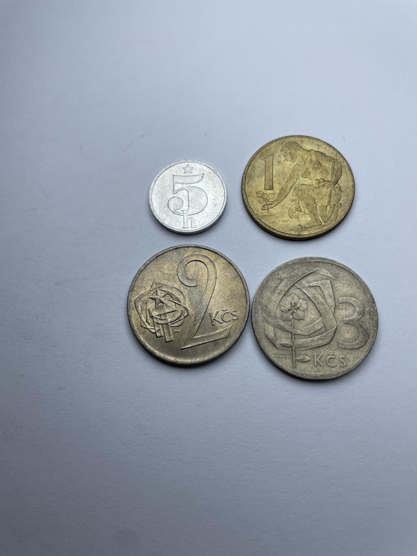 每日一拍，2024年集古藏今外币拍卖第十五期-第4场—（总第144拍），可以寄存60天，满160元包邮。 捷克斯洛伐克4枚