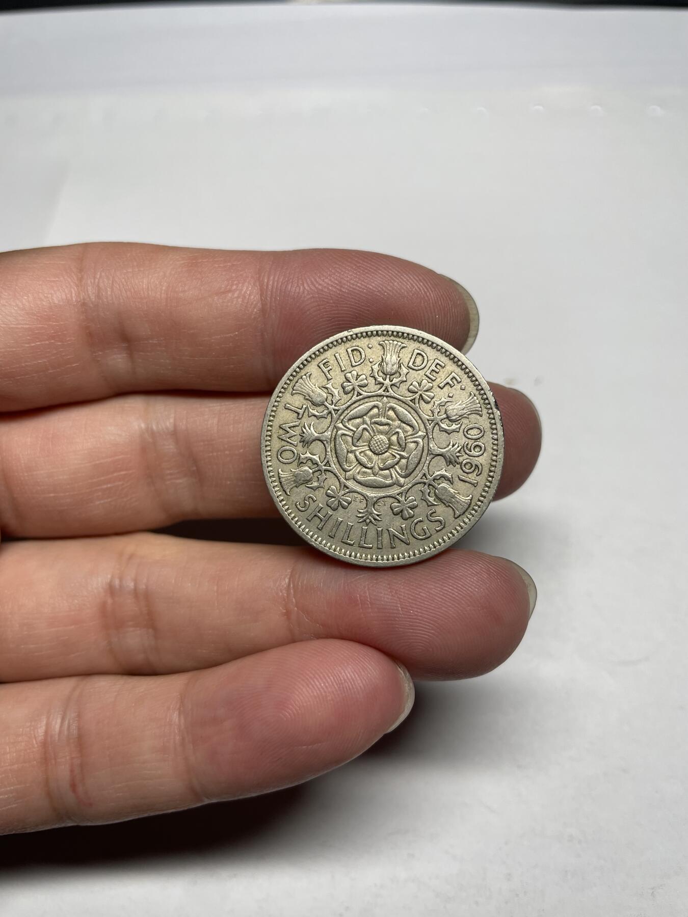 每日一拍，2024年集古藏今外币拍卖第十五期-第6场—（总第146拍），可以寄存60天，满160元包邮。 1960年英国2先令