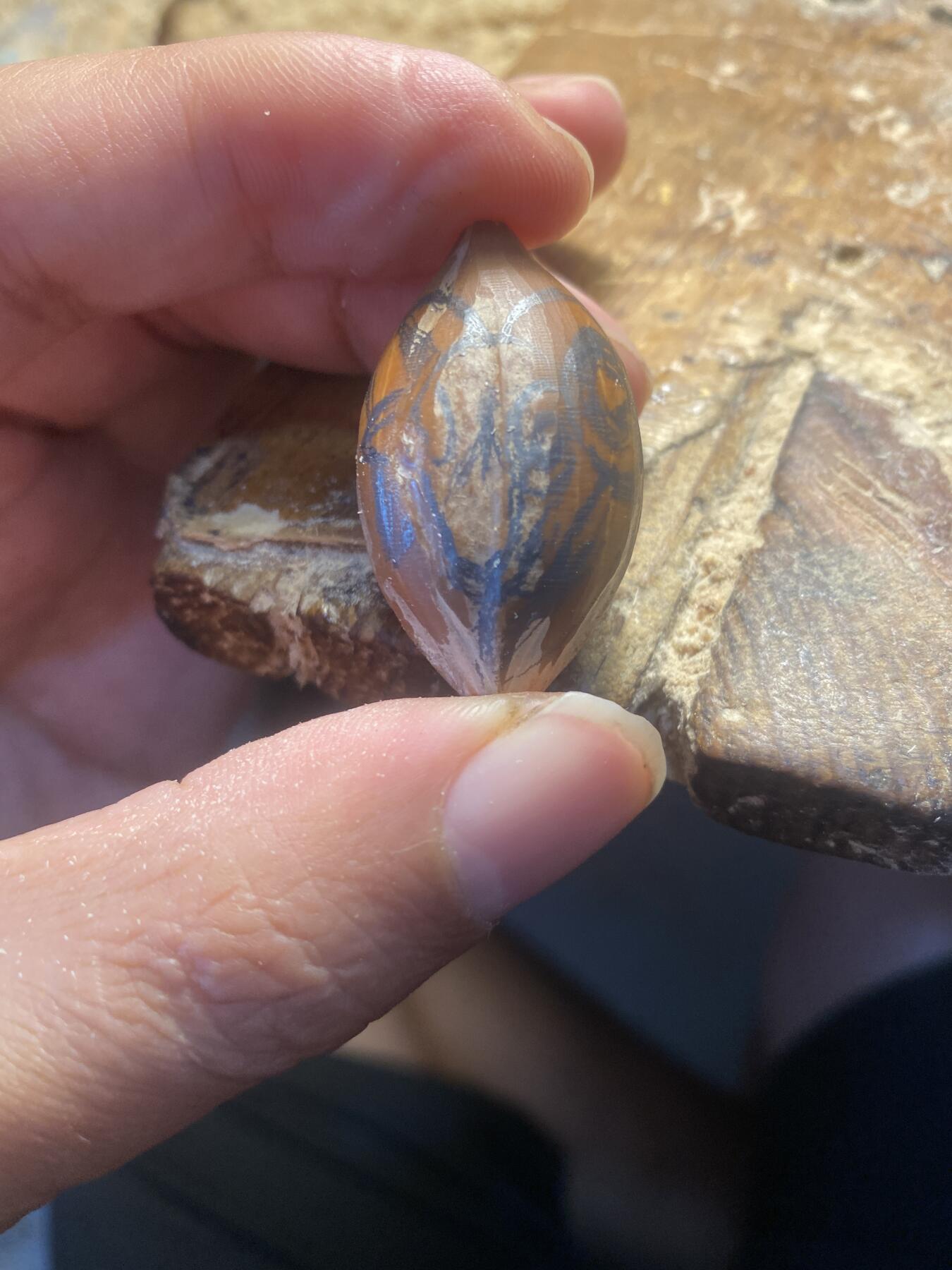苏工核雕放漏价 苏工核雕梅林手工雕刻降龙尊者，个性，好玩又好看，立体感十足风格独特，尺寸2。2x4.05喜欢的来
