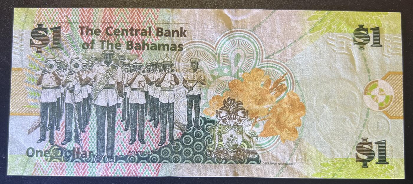 珑诚汇·乐淘淘 世界纸币拍卖 第32期 低佣场 巴哈马纸币三张 2008年1元&2017年1元&2020年5元 其中08年1元有压痕 其余均为A冠全新UNC