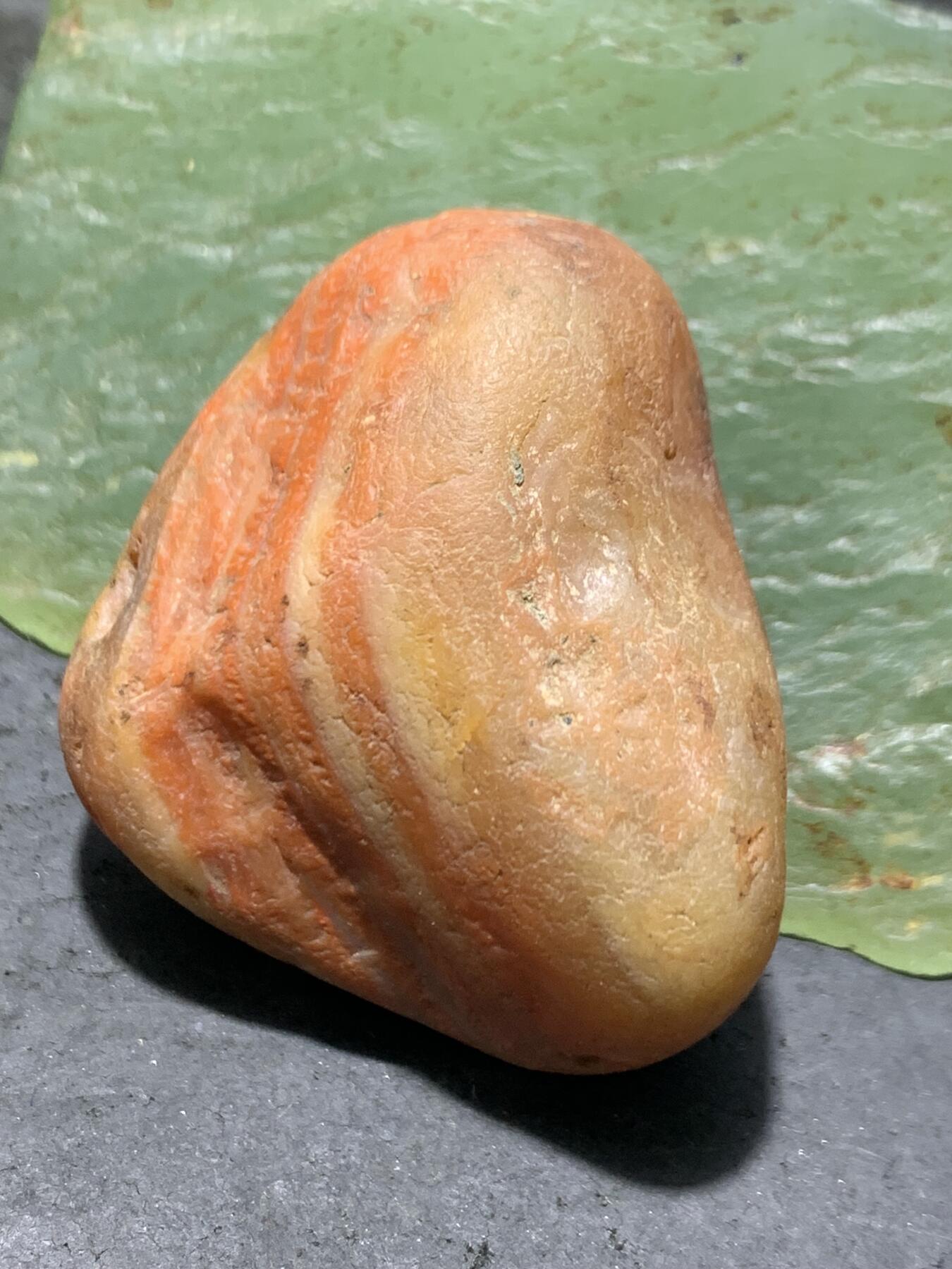 精美红白皮开窗料南红玛瑙明料原石一颗