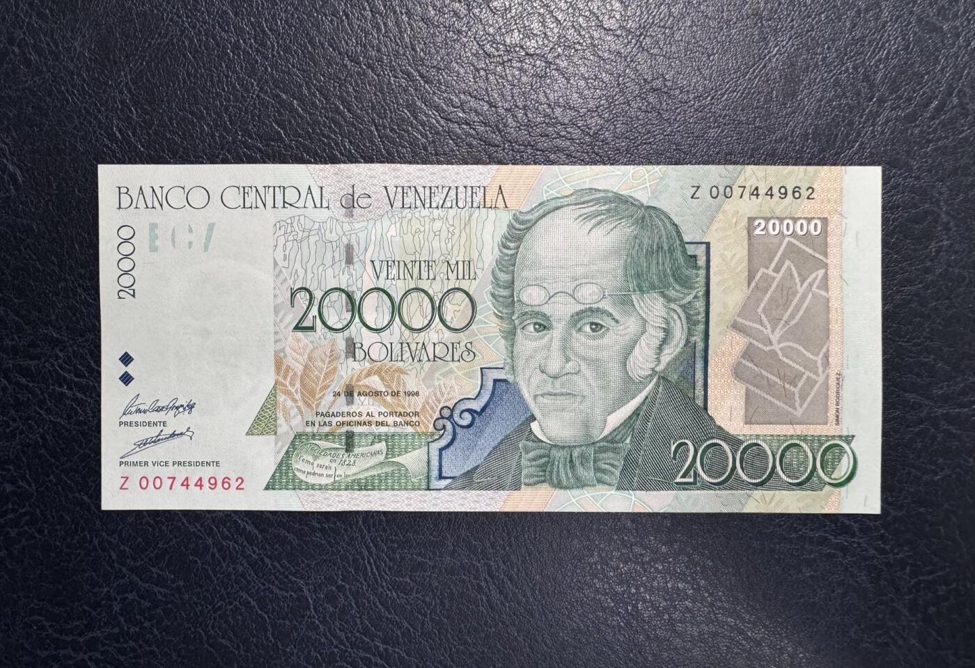收藏联盟Quantum Auction 第379期拍卖  委瑞内拉1998年20000玻利瓦尔补号 品相全新UNC 稀少 背面为世界落差第一大瀑布 安赫尔瀑布