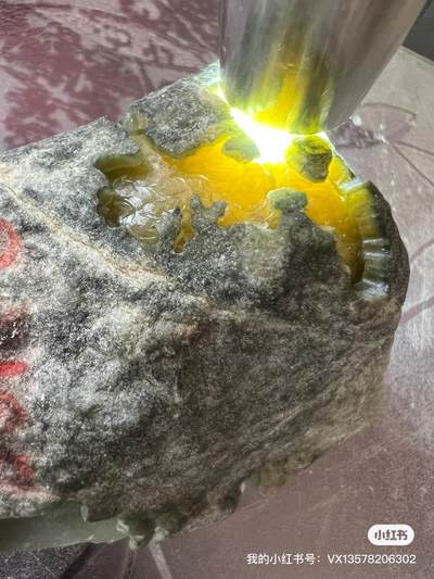 翡翠开窗料