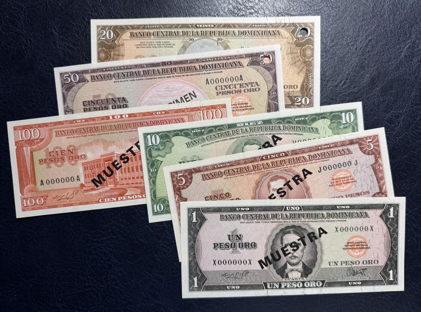 收藏联盟Quantum Auction 第379期拍卖  多米尼加共和国1964-74年1到100比索样票 品相UNC 100比索有潮斑 