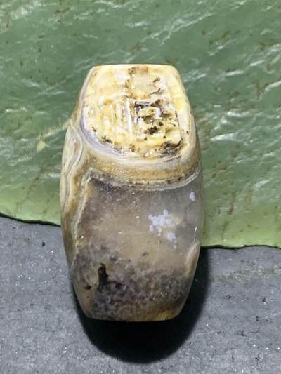 精美亚光罕见九眼页岩天眼天珠手工雕刻福字桶珠一颗， - 精美亚光罕见九眼页岩天眼天珠手工雕刻福字桶珠一颗，