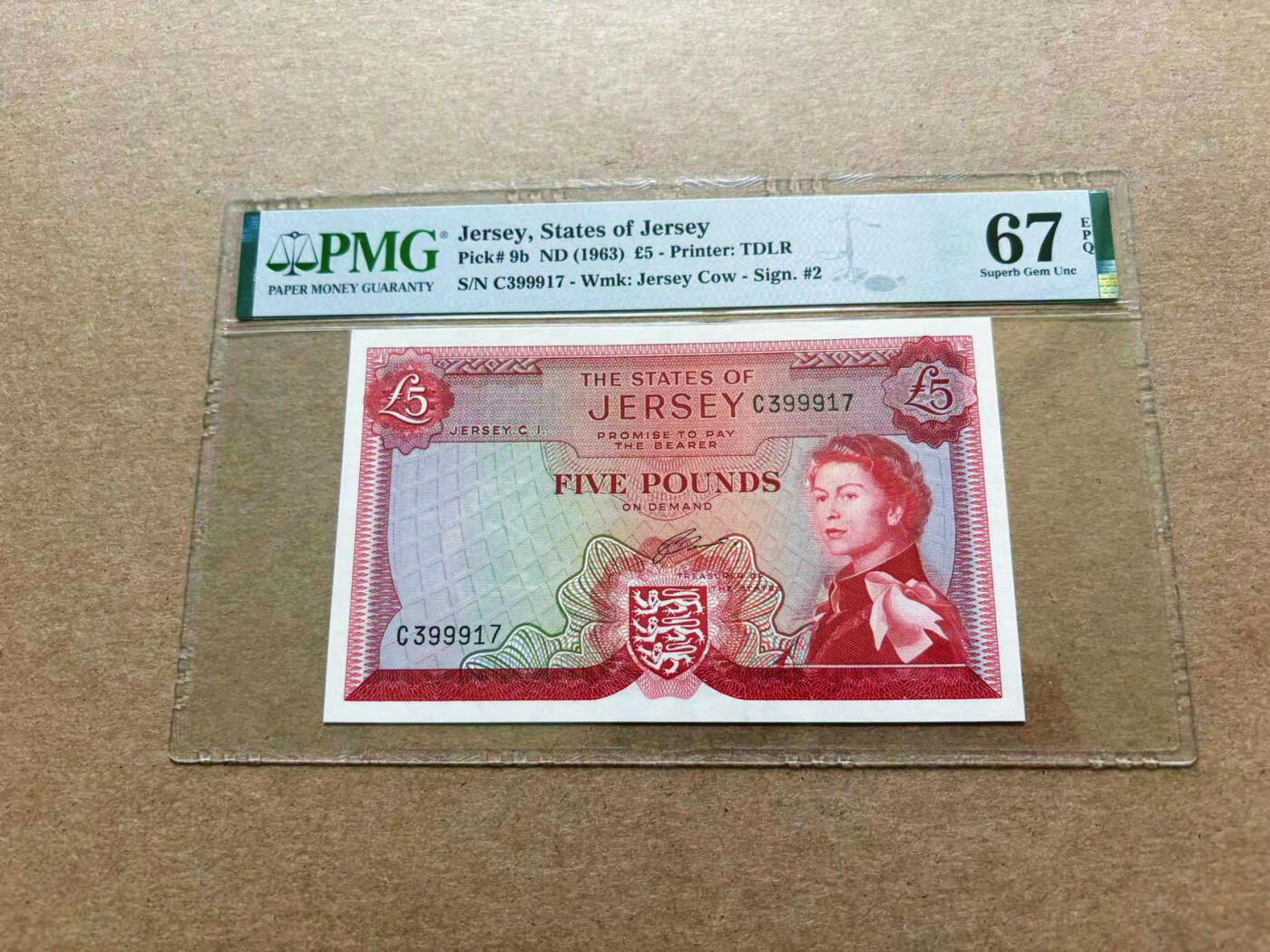 【Blue Auction】✨世界纸币精拍第551期【精】 泽西 1963年5镑 戎装女王 PMG67EPQ 高分 