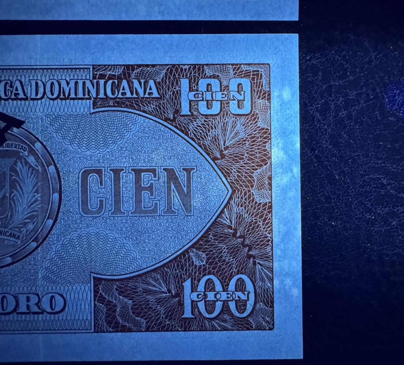 收藏联盟Quantum Auction 第379期拍卖  多米尼加共和国1964-74年1到100比索样票 品相UNC 100比索有潮斑 