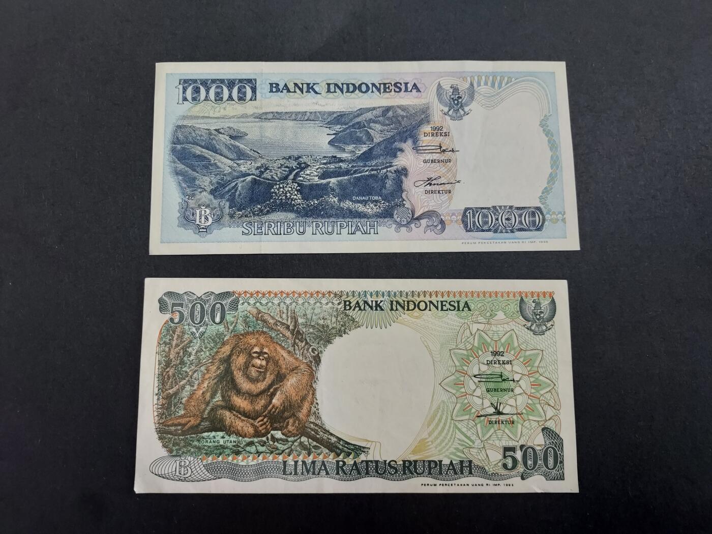博彦收藏 3月10日 8点钱币专场 印尼早期纸币2张 9-95品 UNC-