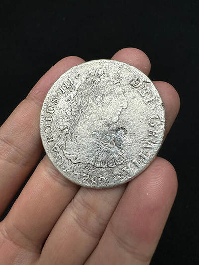 文馨钱币收藏第 169 场，前沙俄苏联铜币，英国纪念币，银币场 - 1789稀少特年  玻利维亚厂卡洛斯三世双柱8R沉船海捞银币