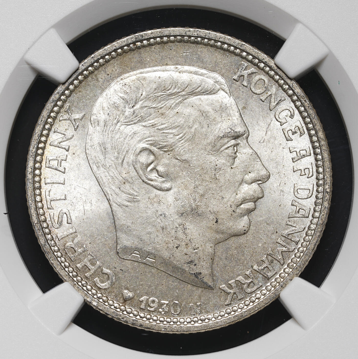 修遠堂世界钱币第四十一期 全场包邮 NGC MS65 1930年丹麦国王60大寿纪念2克朗银币