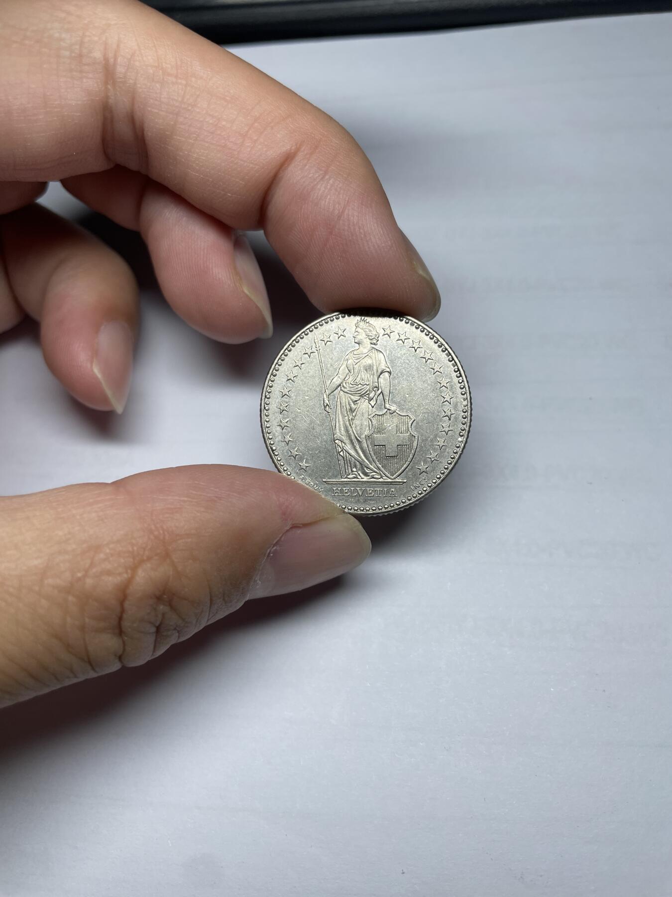每日一拍，2024年集古藏今外币拍卖第十五期-第8场—（总第148拍），可以寄存60天，满160元包邮。 1989年瑞士2法郎