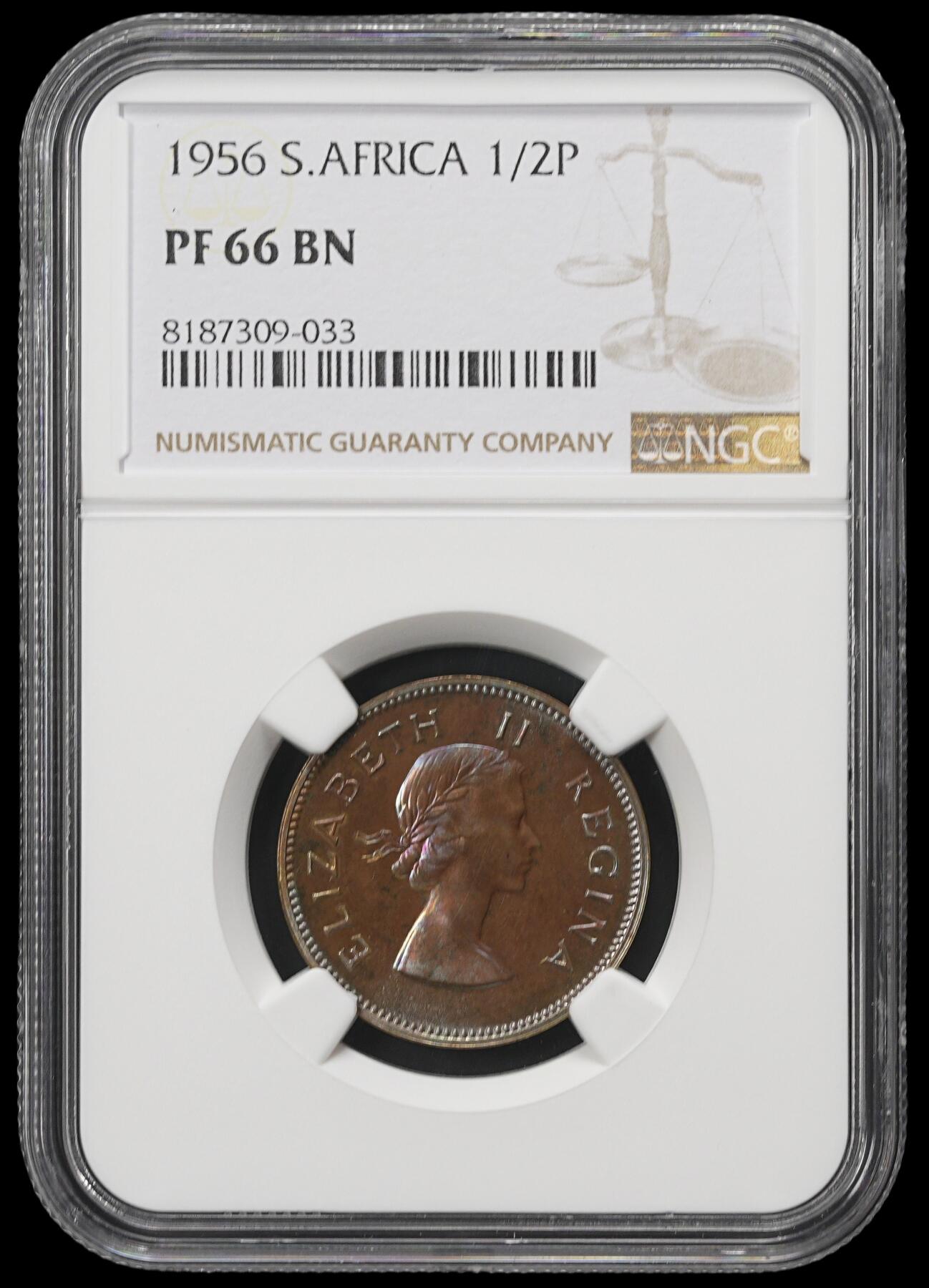 修遠堂世界钱币第四十一期 全场包邮 NGC PF66BN 1956年南非1/2便士精制铜币 仅铸造1700枚 五彩包浆