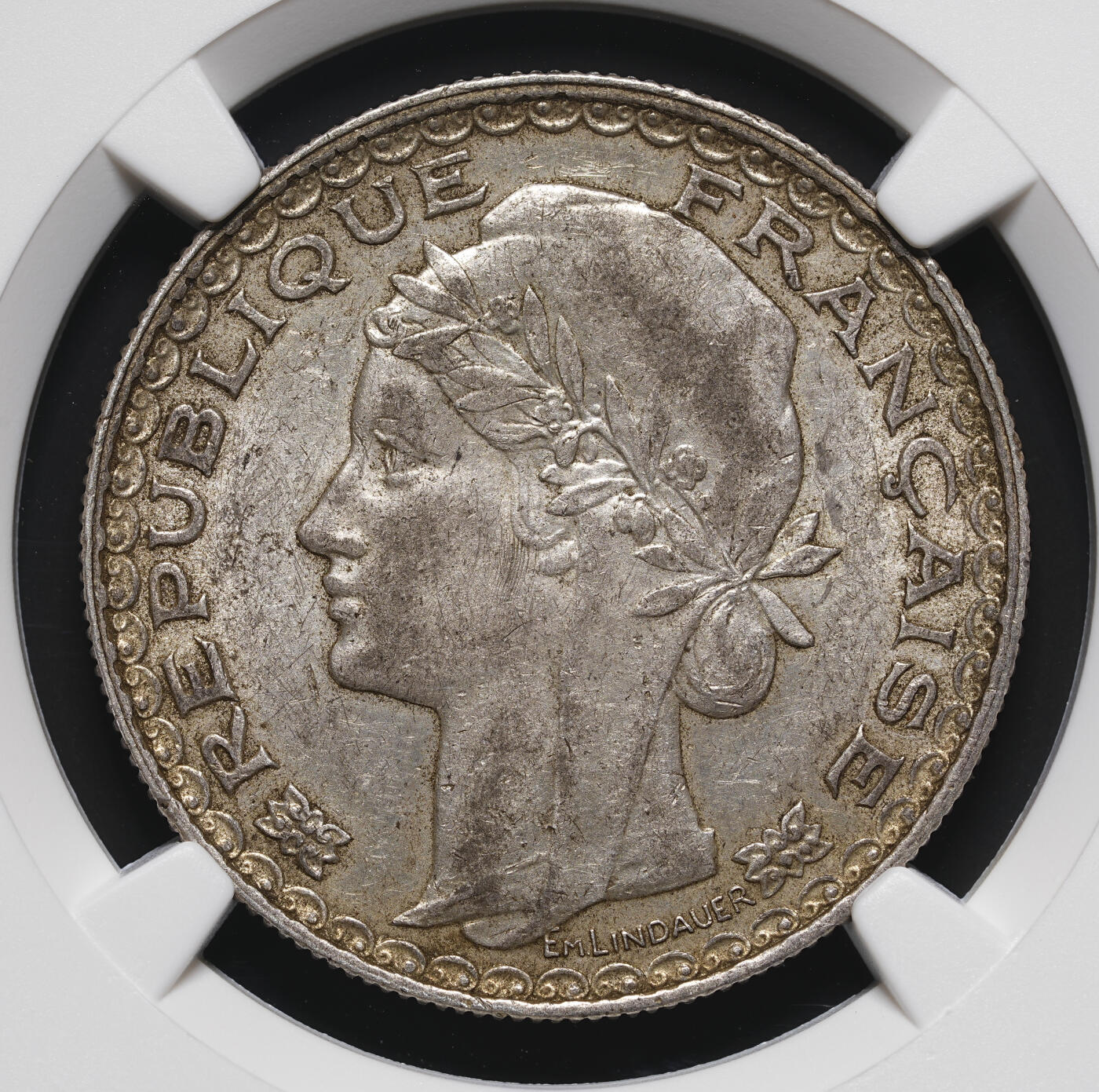 修遠堂世界钱币第四十一期 全场包邮 NGC AU55 1931年法属印支1P大银币
