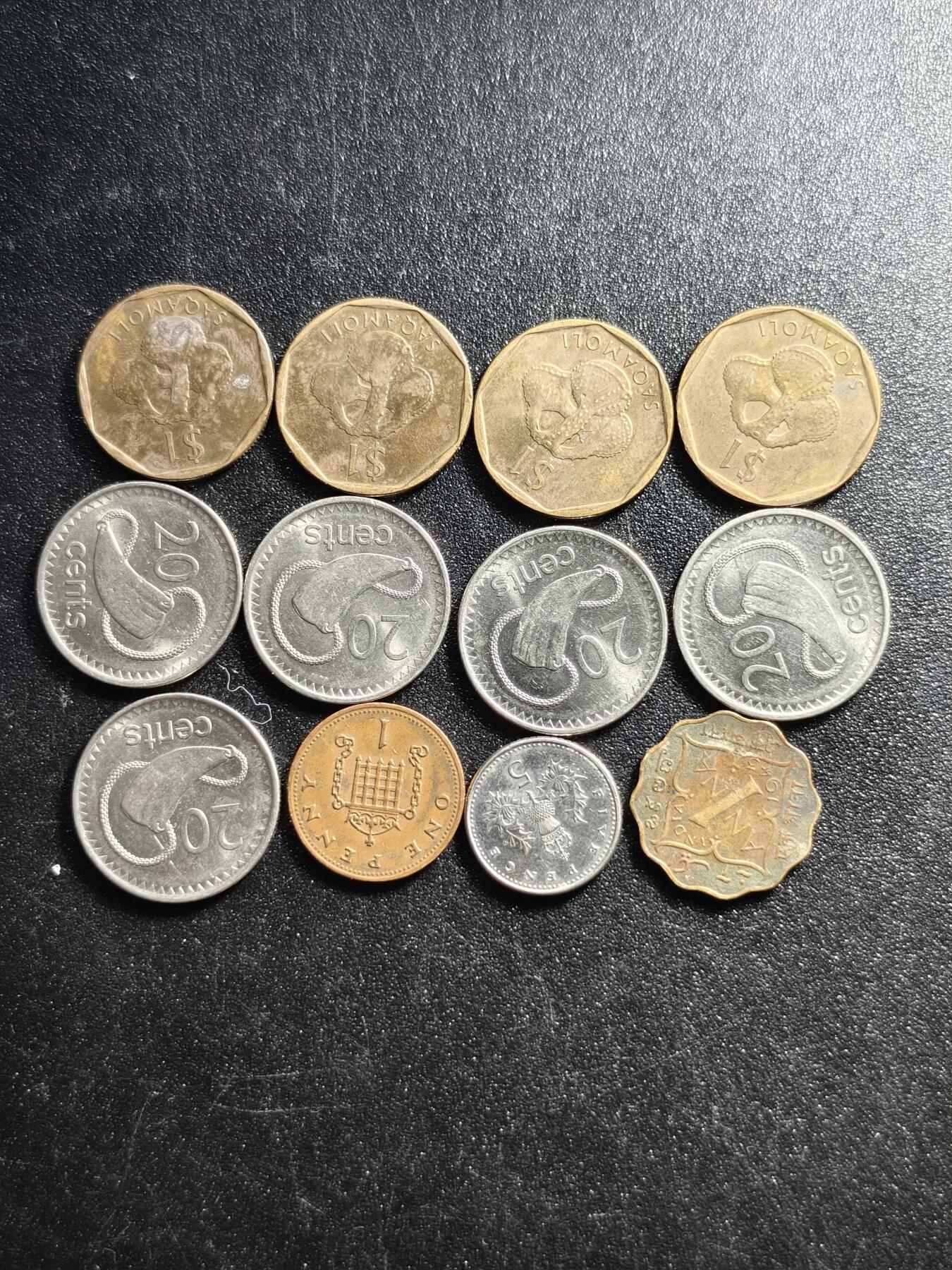 7期新疆小崔一世界各国钱币拍卖 钱币一组