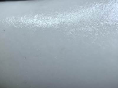 收藏级新疆和田籽料原皮原籽无修羊脂白玉吊坠挂件，好玉不琢未打孔。玉质温润细腻有光泽，打灯无结构！实物实拍无滤镜！ ​尺寸:5.3cm*2.6cm*1.4cm ​克重:30.8g 收藏级新疆和田籽料原皮原籽无修羊脂白玉吊坠挂件，好玉不琢未打孔。玉质温润细腻有光泽，打灯无结构！实物实拍无滤镜！ ​尺寸:5.3cm*2.6cm*1.4cm ​克重:30.8g