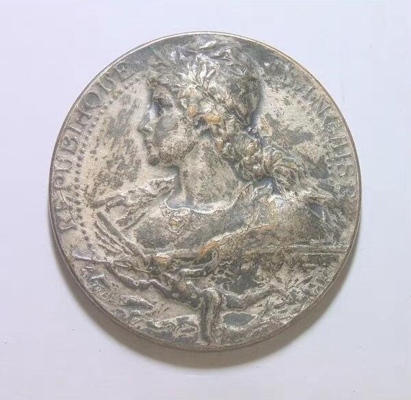 法国1911年 玛丽安娜女神高浮雕精制大镀银章 40MM