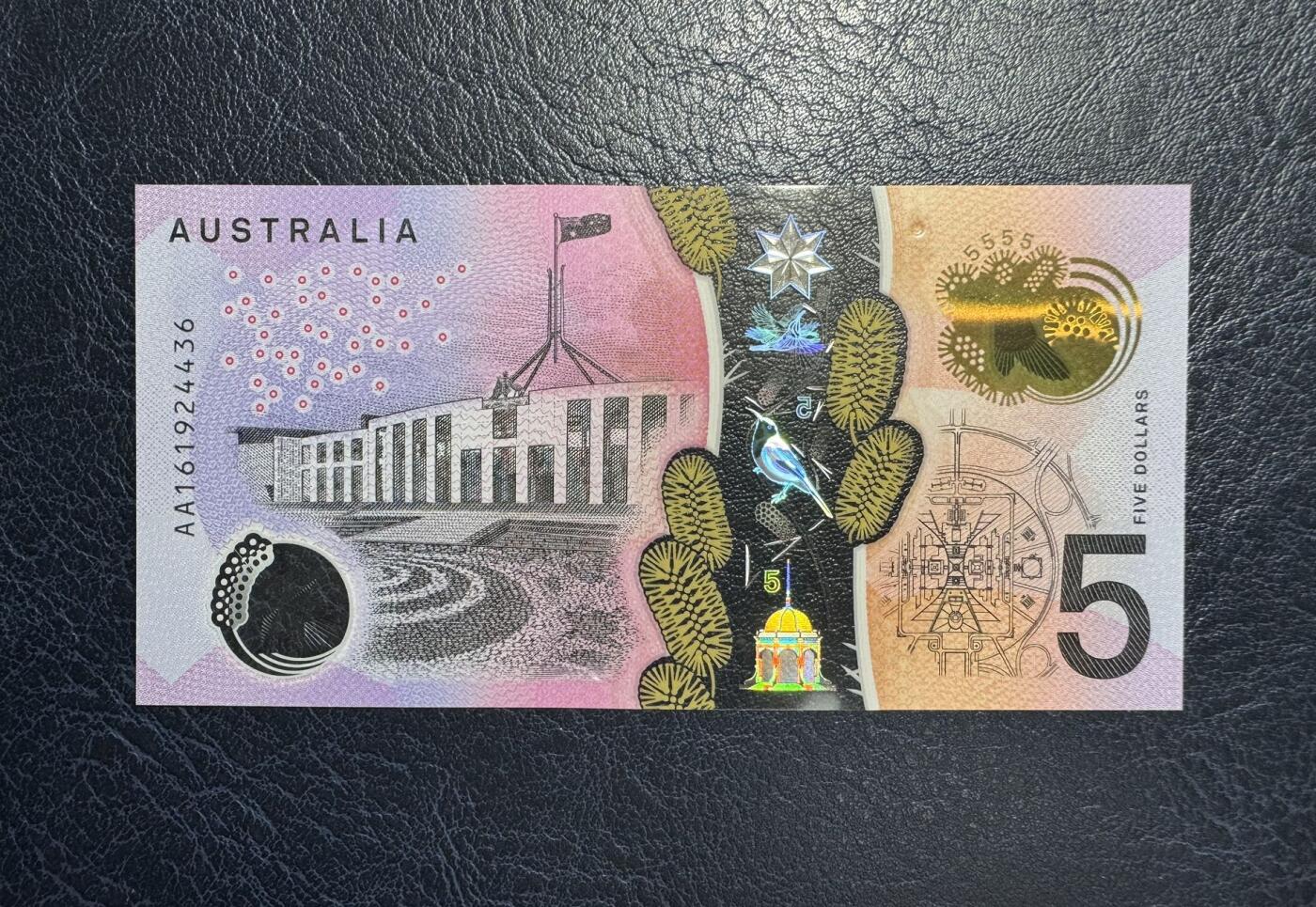 收藏联盟Quantum Auction 第380期拍卖  澳大利亚2016年5元首发AA冠 品相全新UNC