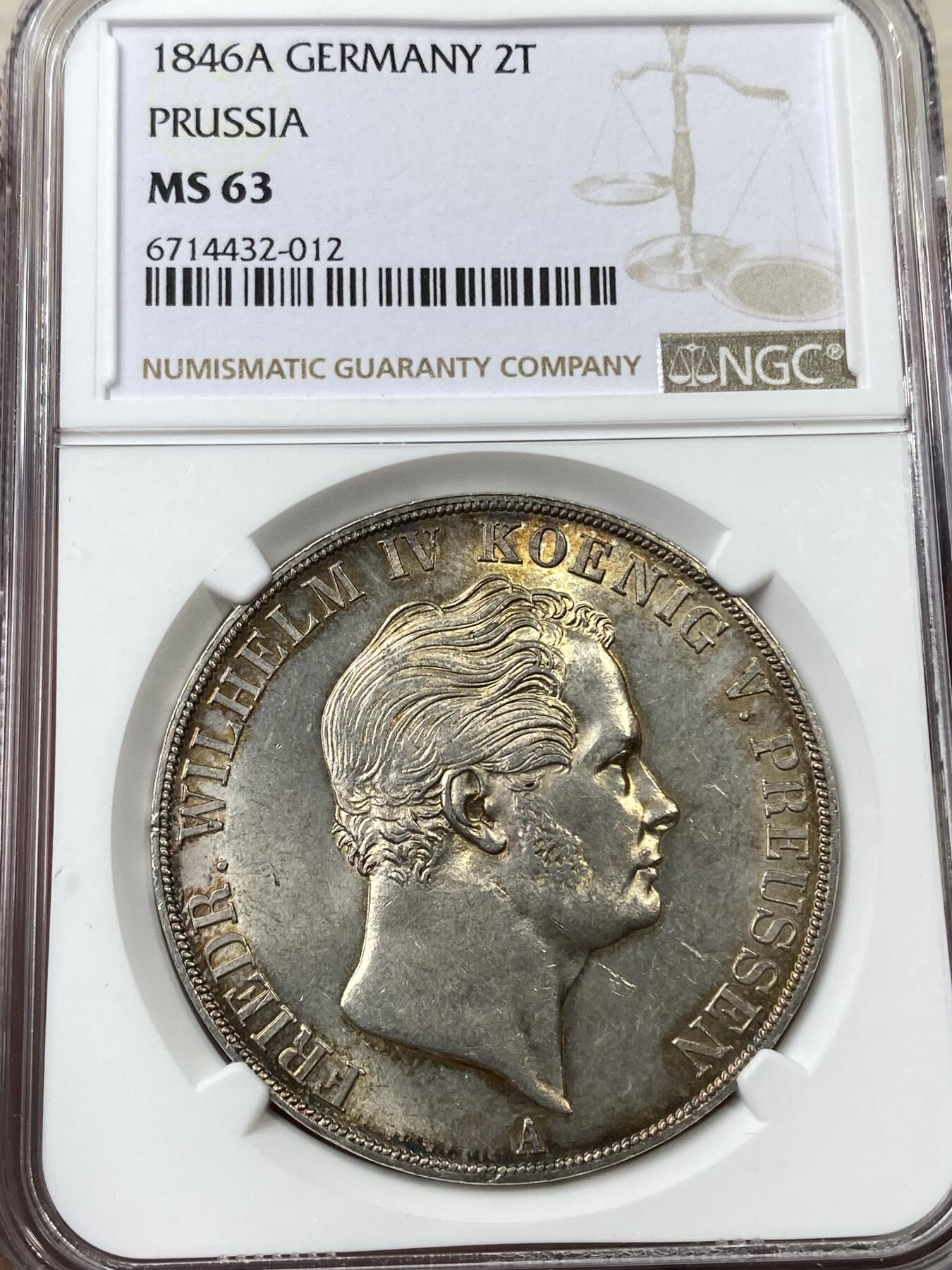 万国钱币拍卖第035期（金银流霞●万国秋季大拍） NGC MS63 1846年德国普鲁士威廉四世大窗帘流通2泰勒 早期头像版本，也是好品非常少见的年份，原味环彩转光，NGC冠军分。