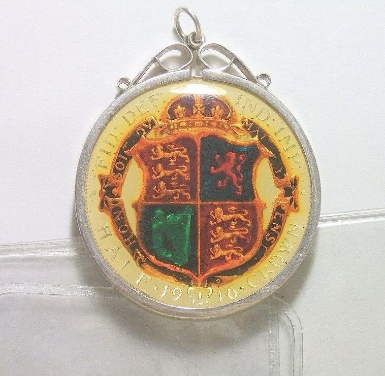 英国1916年乔治五世银币 珐琅彩镀金高浮雕精制银币章吊坠 33MM